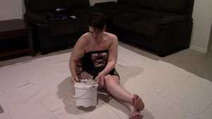mrsc10truck-playing-with-mud-in-the-livi