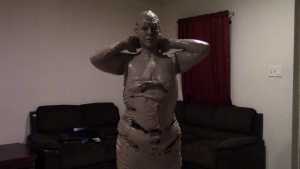 mrsc10truck-playing-with-mud-in-the-livi